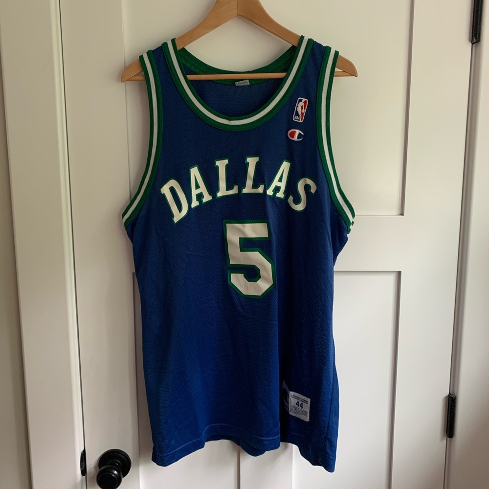 Vintage Dallas Mavericks Jersey